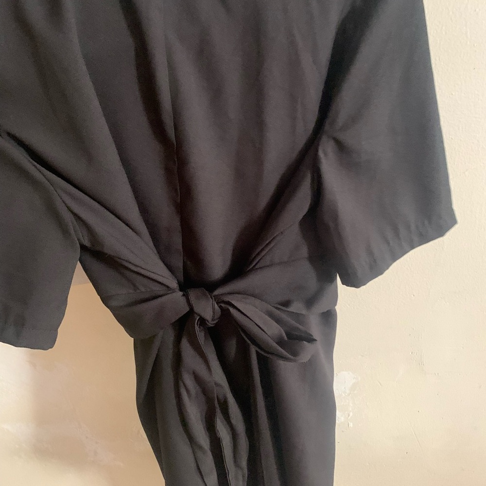 Short blouse